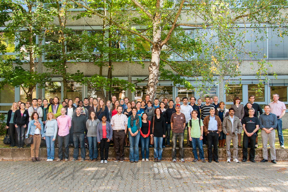 Group picture of participants of 3. Jount MX day, 19.08.2012 - enlarged view