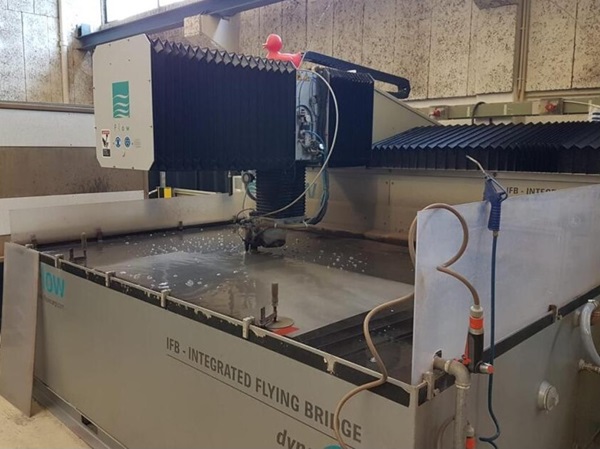 wasserstrahlschneiden1 - vergr��erte Ansicht