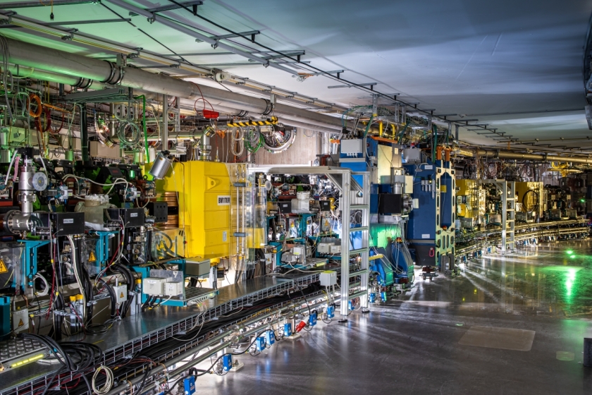 A look inside the BESSY II accelerator: here the electrons orbit at almost the speed of light.